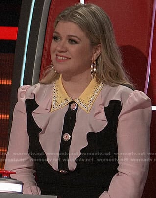 Kelly Clarkson's pink ruffled shirtdress on The Voice