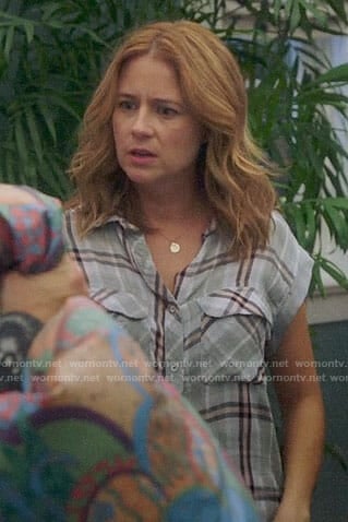 Lena's grey plaid short sleeve shirt on Splitting Up Together