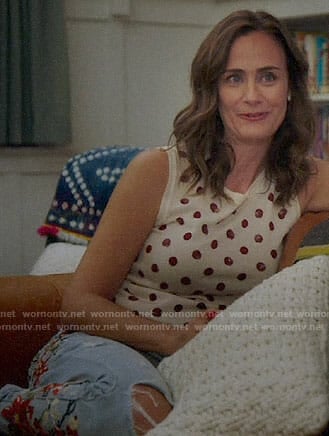 Maya's red polka dot top on Splitting Up Together