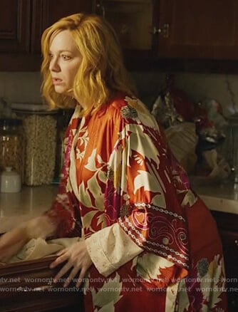 Beth's red floral print robe on Good Girls