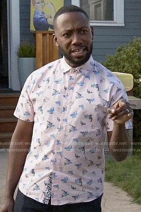 Winston's pink shark print shirt on New Girl