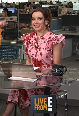 Melanie's pink floral ruffled sleeve dress on Live from E!