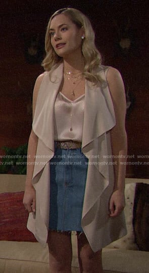 Hope's dotted top and draped vest on The Bold and the Beautiful