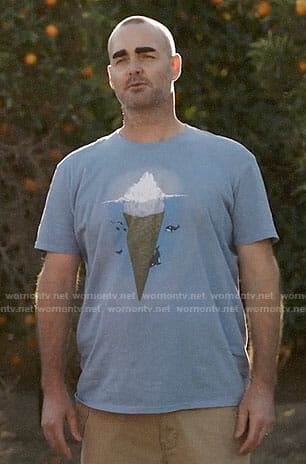 Phil's icecream iceberg t-shirt on Last Man on Earth