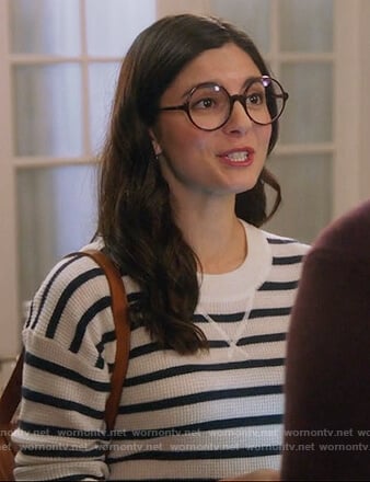 Lisa's striped sweatshirt on Splitting up Together