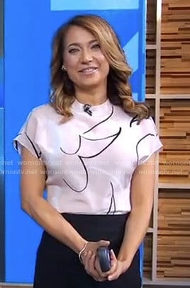 Ginger's pink printed top on Good Morning America