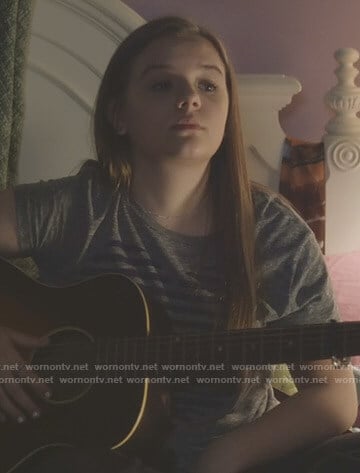 Daphne's grey striped heart print tee on Nashville