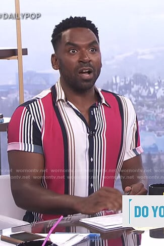 Justin's striped short sleeve shirt on E! News Daily Pop