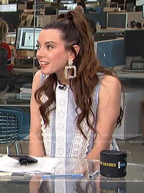 Melanie's blue lace sleeveless top on Live from E!
