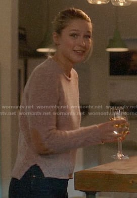 Kara's pink sweater on Supergirl
