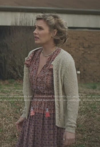 Scarlett's pink printed dress with tassels on Nashville