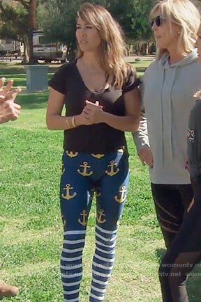 Kelly's blue anchor print leggings on The Real Housewives of Orange County