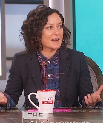 Sara's blue plaid distressed shirt on The Talk