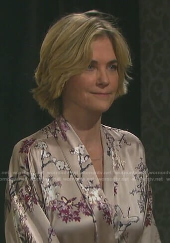 Eve's beige floral robe on Days of our Lives