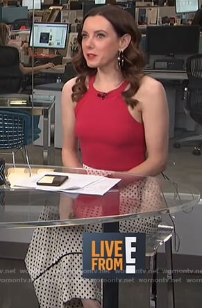 Melanie's white dotted pants on E! News Daily Pop