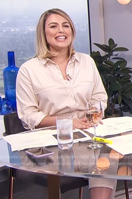 Carissa's beige belted jumpsuit on E! News Daily Pop