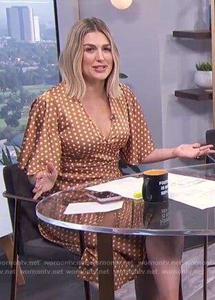 Carissa's gold polka dot dress on E! News Daily Pop