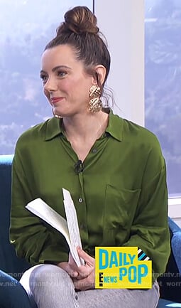 Melanie's green satin blouse on E! News Daily Pop