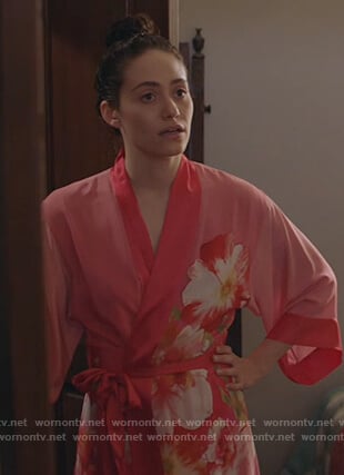 Fiona's pink floral robe on Shameless