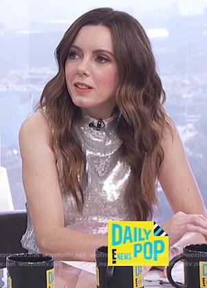 Melanie's sleeveless sequin top on E! News Daily Pop