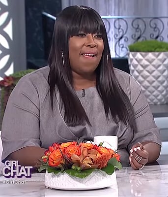 Loni's gray tie front dress on The Real