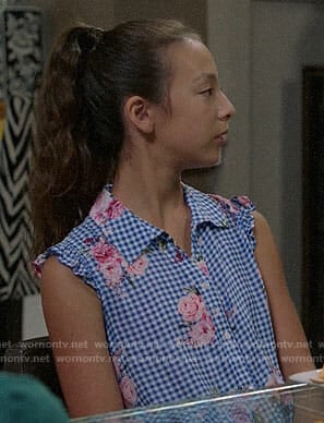 Lily's gingham and rose print top on Modern Family