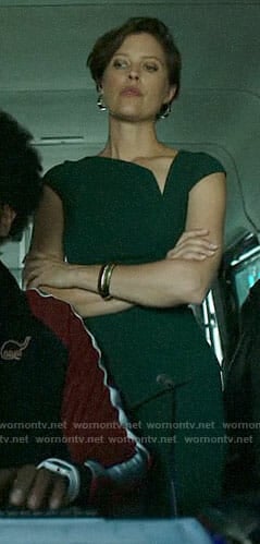 Lyla's green asymmetrical neck dress on Arrow