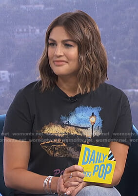 Carissa's black graphic tee on E! News Daily Pop