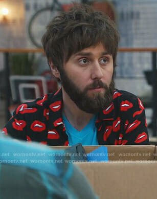 Chewey's black lip print shirt on I Feel Bad