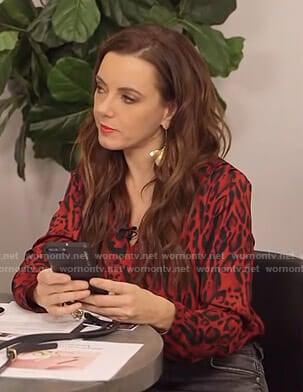 Melanie's red leopard print wrap top on E! News
