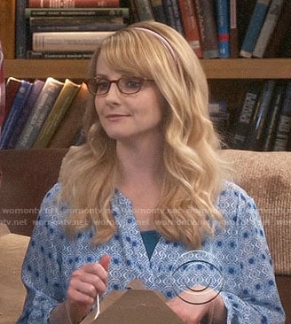 Bernadette's blue medallion print blouse on The Big Bang Theory