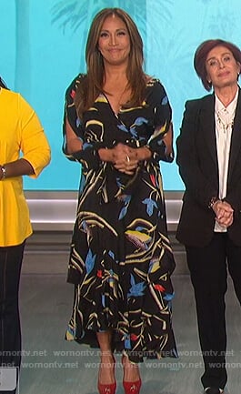Carrie's black floral wrap dress on The Talk