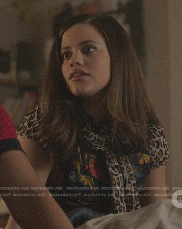 Maggie's floral and leopard print blouse on Charmed