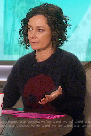 Sara's navy skull sweater on The Talk