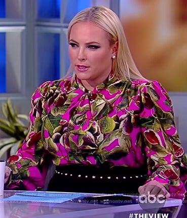Meghan's pink fig print blouse on The View