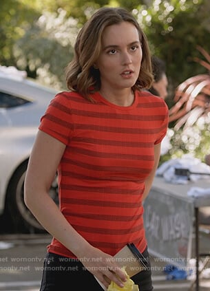 Angie's red striped top on Single Parents