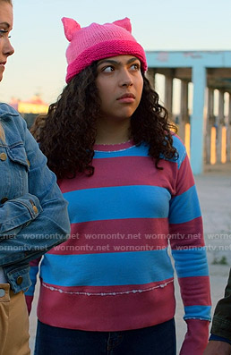 Molly's pink and blue striped sweatshirt on Marvel's Runaways