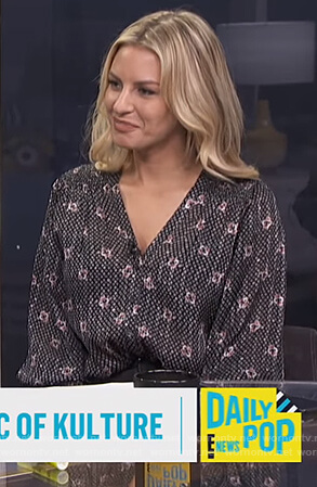 Morgan's black printed smocked cuff blouse on E! News Daily Pop