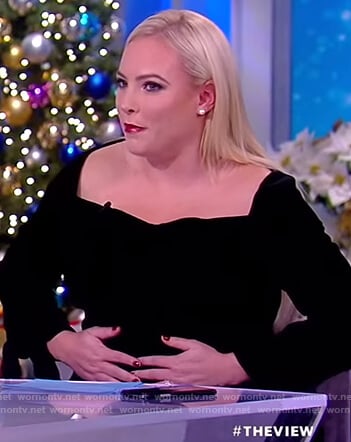 Meghan's black off shoulder tie cuff top on The View
