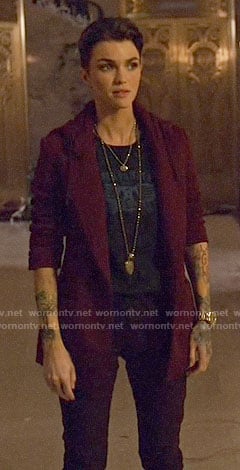 Kate Kane's red hooded blazer on Arrow