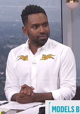 Justin's white tiger patch shirt on E! News Daily Pop
