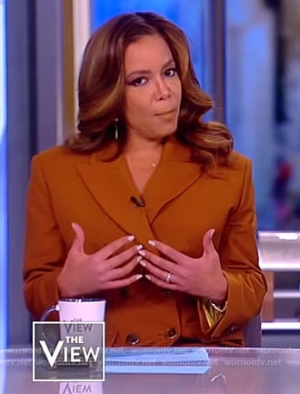 Sunny's brown double breasted Jacket and pants on The View