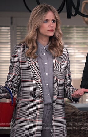 Mallory's gray checked blazer on Grace and Frankie