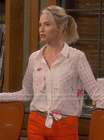 Mandy's white checked and floral shirt on Last Man Standing