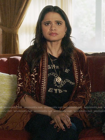 Mel's Snake Eyes tee and gold embroidered velvet jacket on Charmed