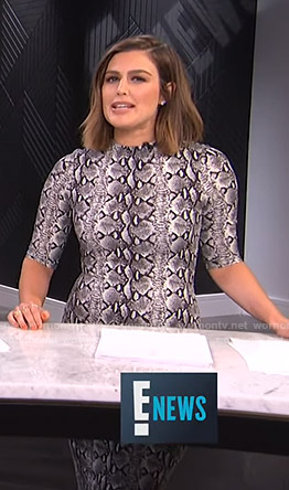 Carissa's snake print fitted dress on E! News
