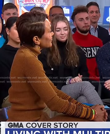 Robin's brown turtleneck sweater on Good Morning America