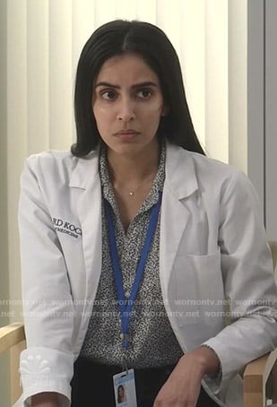 Saanvi's small floral print blouse on Manifest