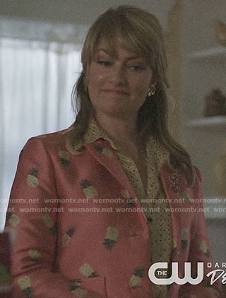 Alice's pink pineapple print jacket on Riverdale