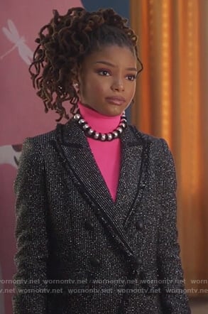 Skylar's pink turtleneck top and tweed blazer on Grown-ish